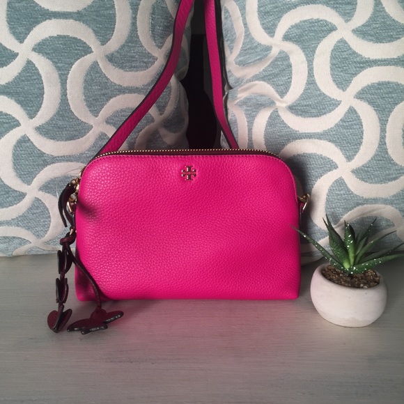 Tory Burch Handbags - 💥LAST 1️⃣ ‼️NWT Tory Burch Crossbody